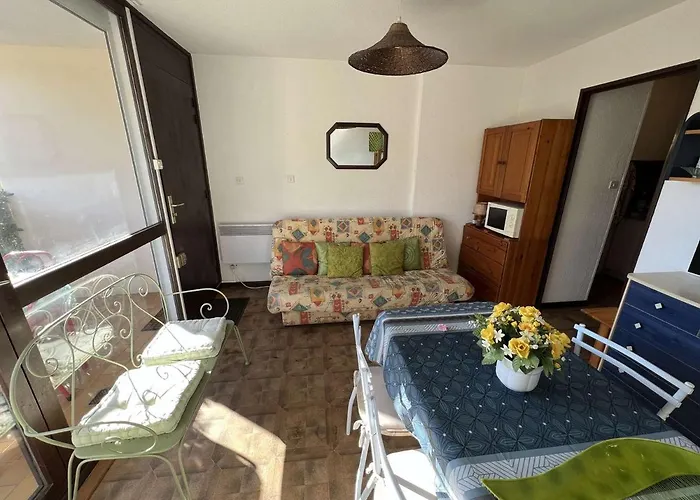 Apartmán T2 Rdc Avec Parking, Proche Centre Et A - Fr-1-702-12 *